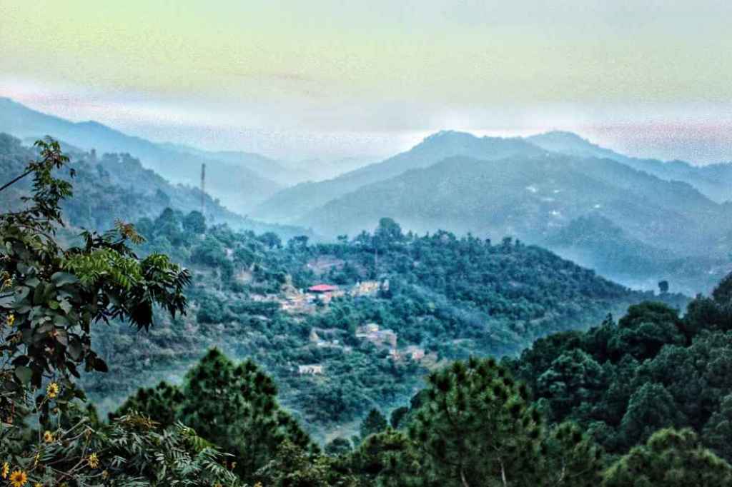 10 Best Places to Visit near Delhi for 2 days (within 300 kilometers